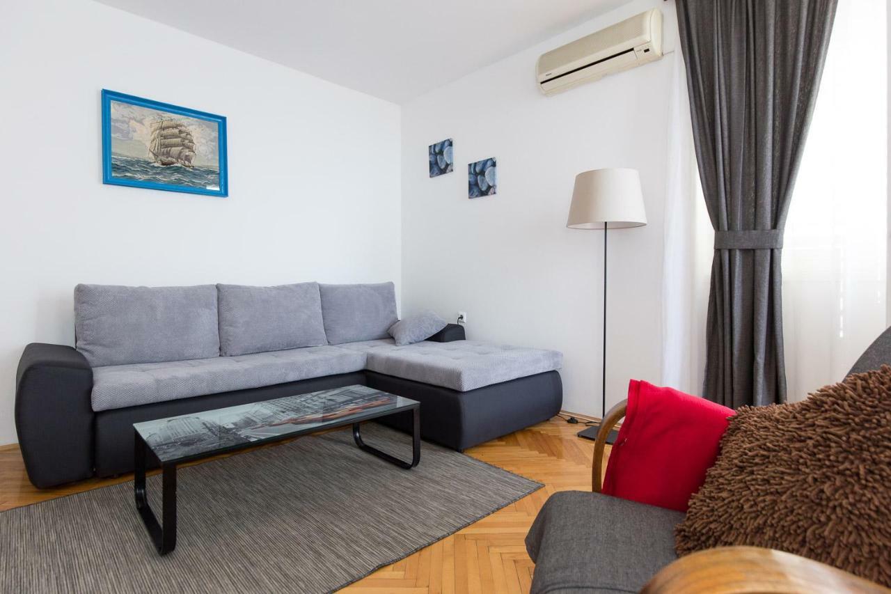 Apartment Babic Rijeka Buitenkant foto